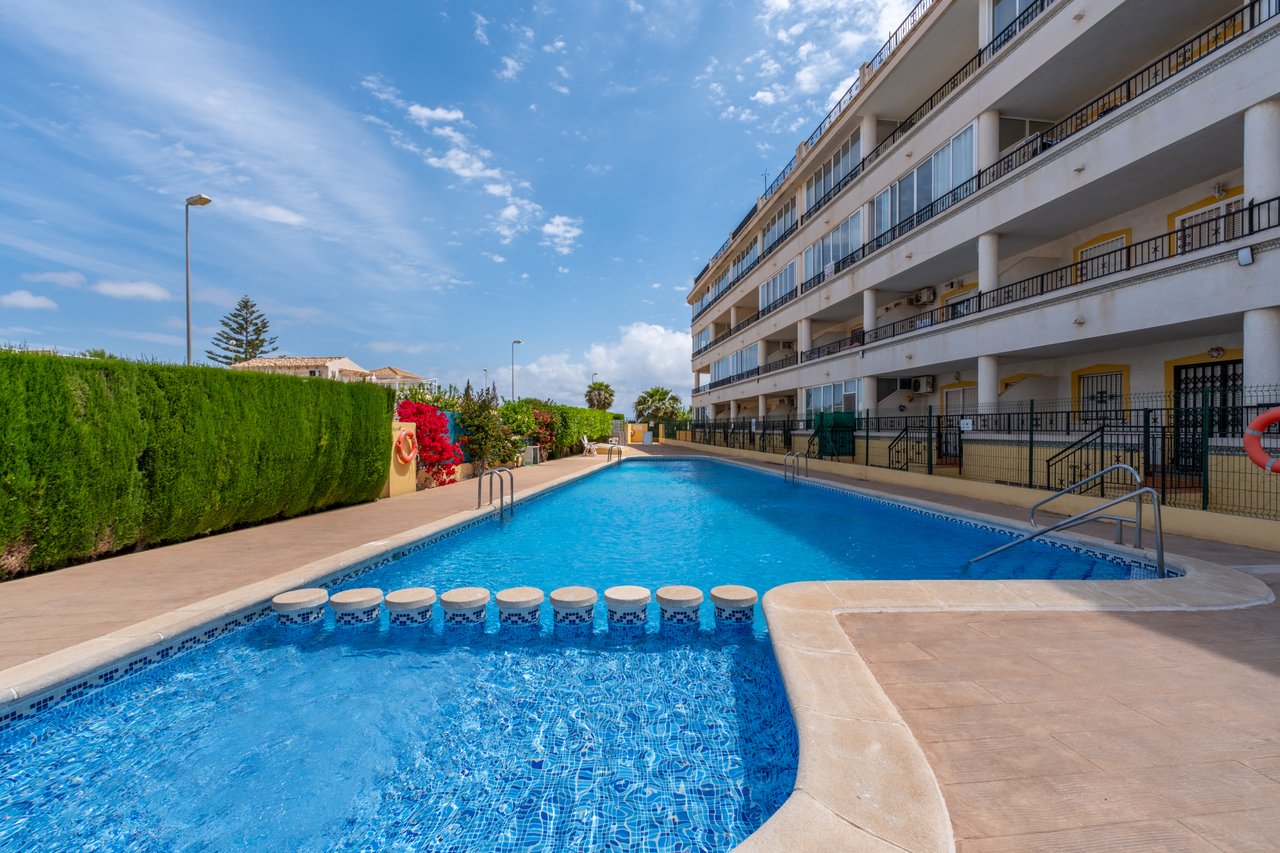 Huoneisto Playa Flamenca II, Alicante, Espanja 2 makuuhuonetta, 68 m2 No. 195430