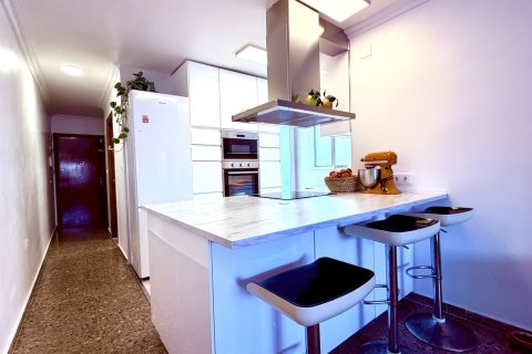 Apartment in Alicante, Spain 3 bedrooms,  No. 195429