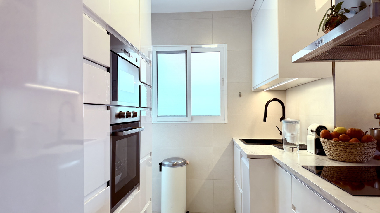 Apartamento en Alicante, España 3 dormitorios,  No. 195429