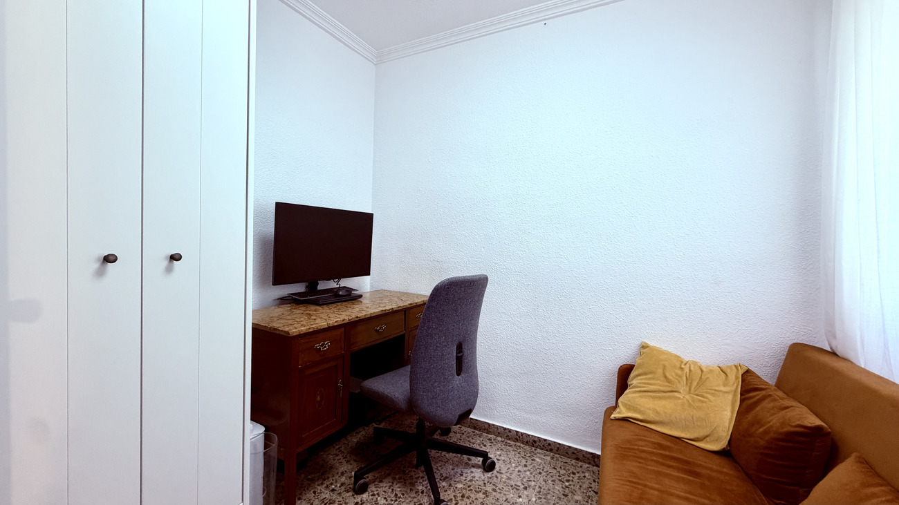 Apartamento en Alicante, España 3 dormitorios,  No. 195429