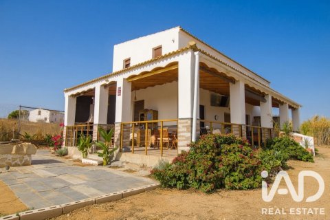 Casa a Lepe, Huelva, Spagna 5 camere da letto, 164 mq. N° 196628