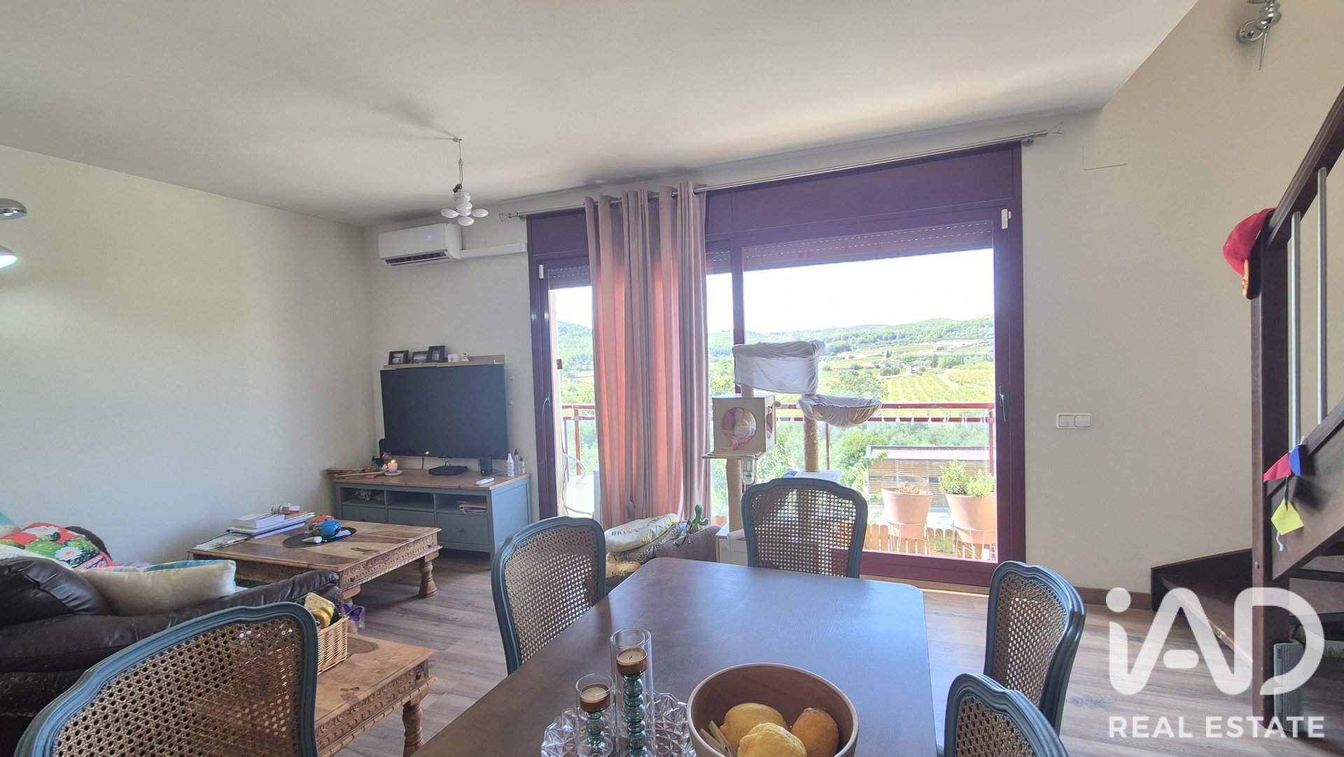 Duplex à Bonastre, Tarragona, Espagne 3 chambres, 107 m2 No. 196629