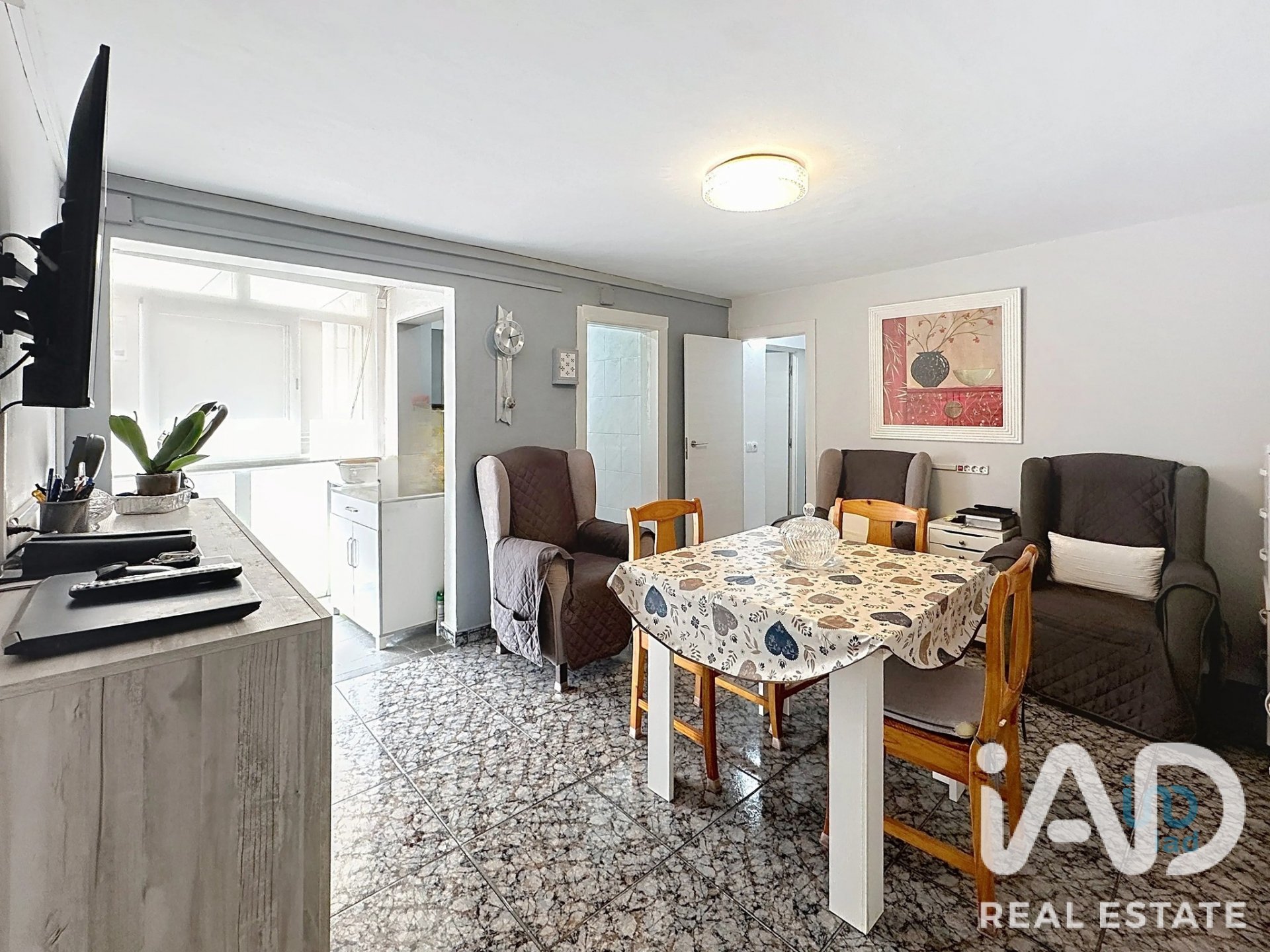 Apartment à Olesa de Montserrat, Barcelona, Espagne 3 chambres, 61 m2 No. 196624