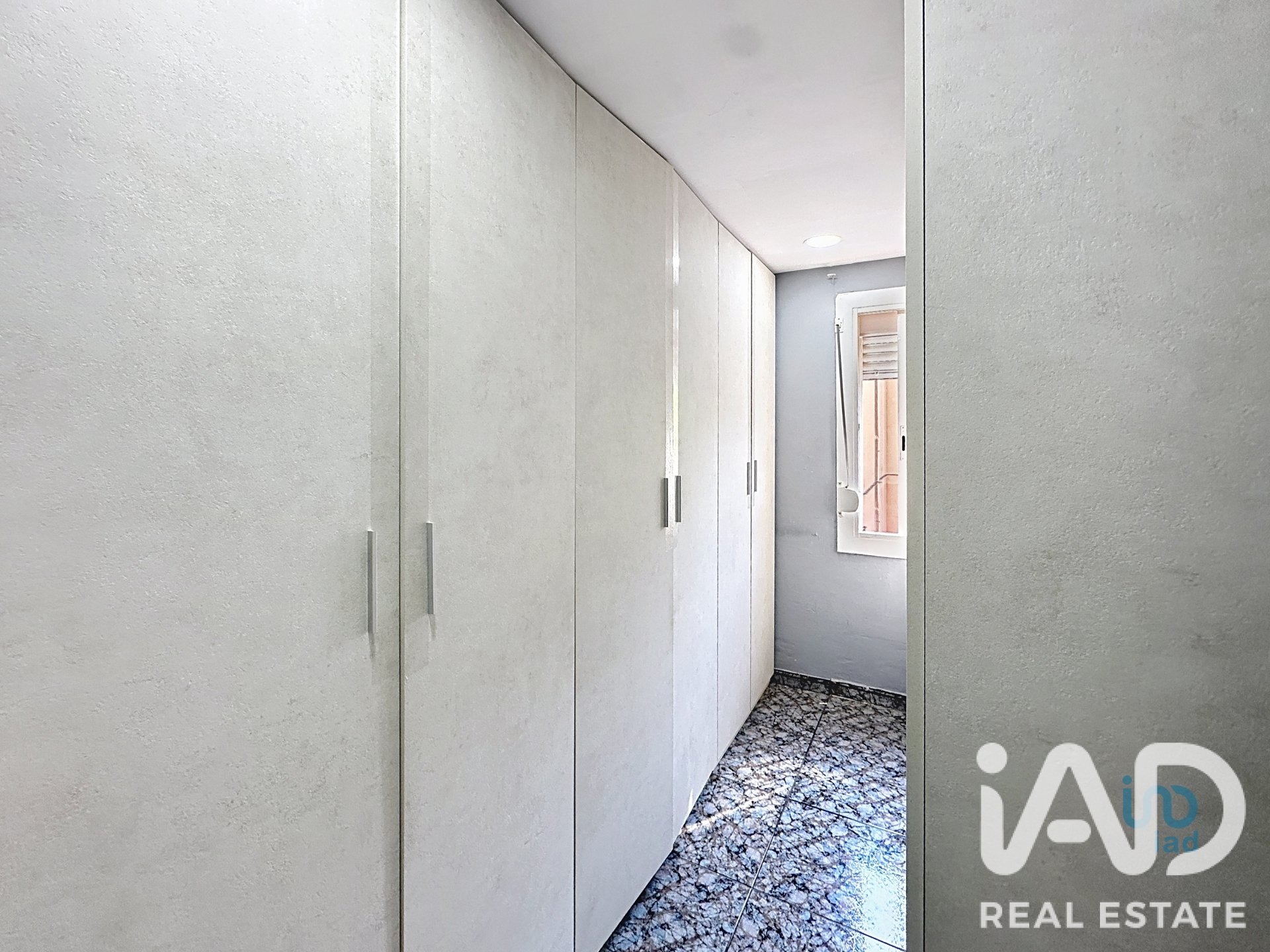 Apartment à Olesa de Montserrat, Barcelona, Espagne 3 chambres, 61 m2 No. 196624