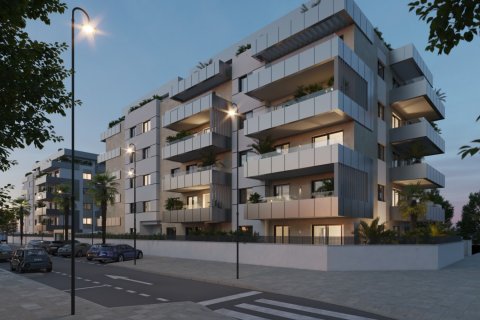 Apartment in Fuengirola, Malaga, Spain 3 bedrooms, 145 sq.m. No. 133610