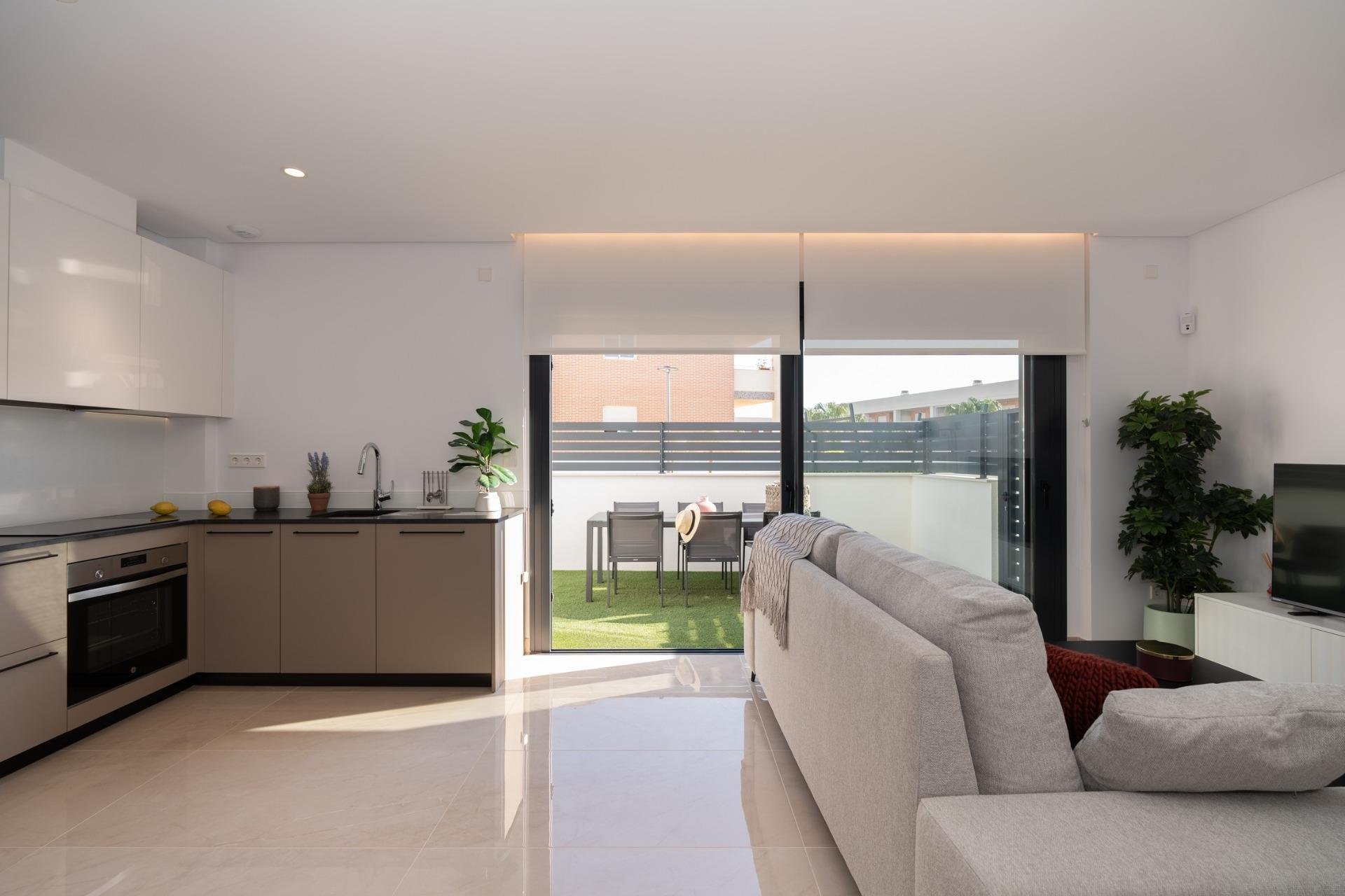 Townhouse in Gran Alacant, Alicante, Spanien 3 Schlafzimmer, 94 m2 Nr. 76069
