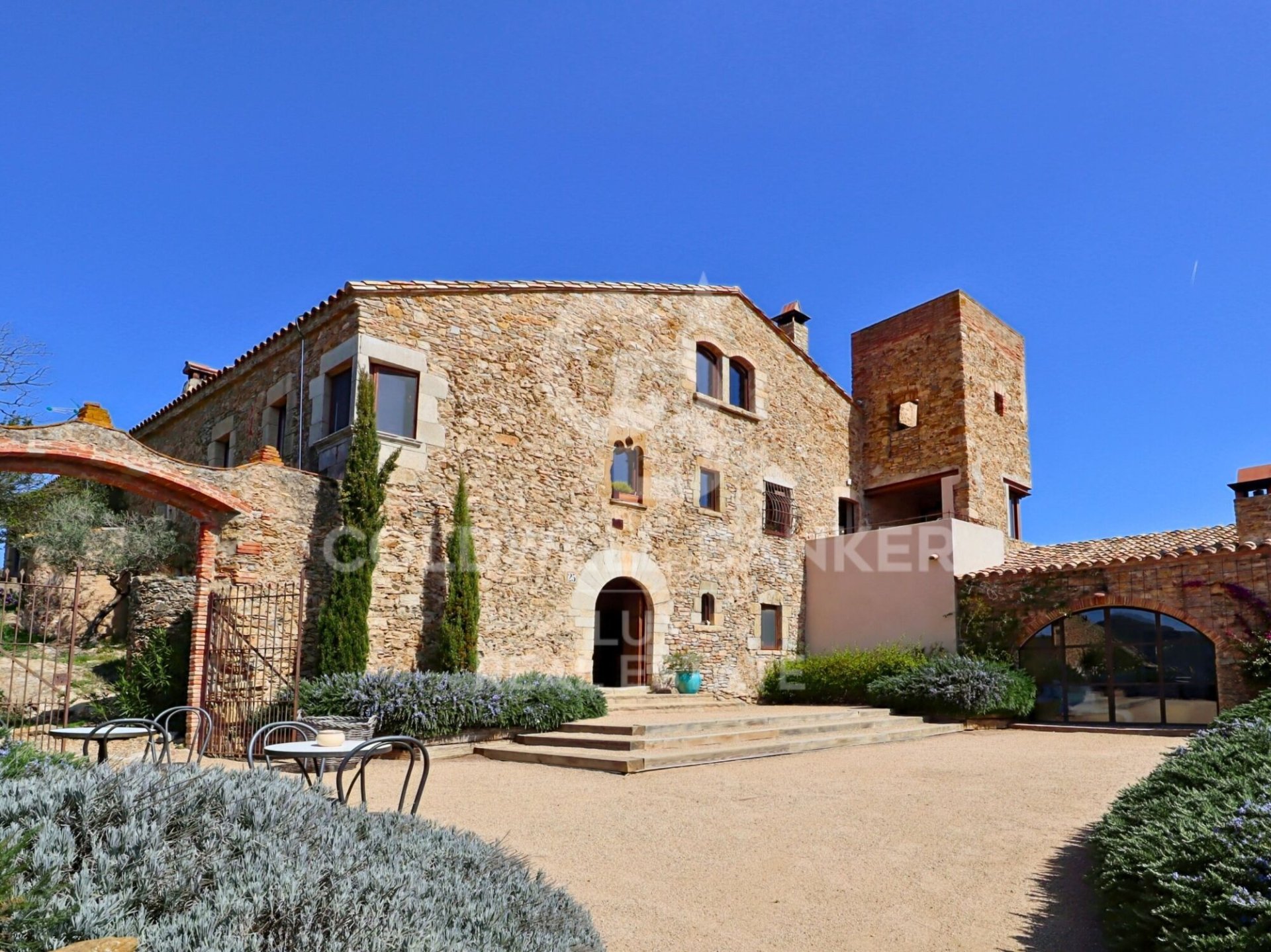 House in Girona, Spain 12 bedrooms, 1152 sq.m. No. 160187