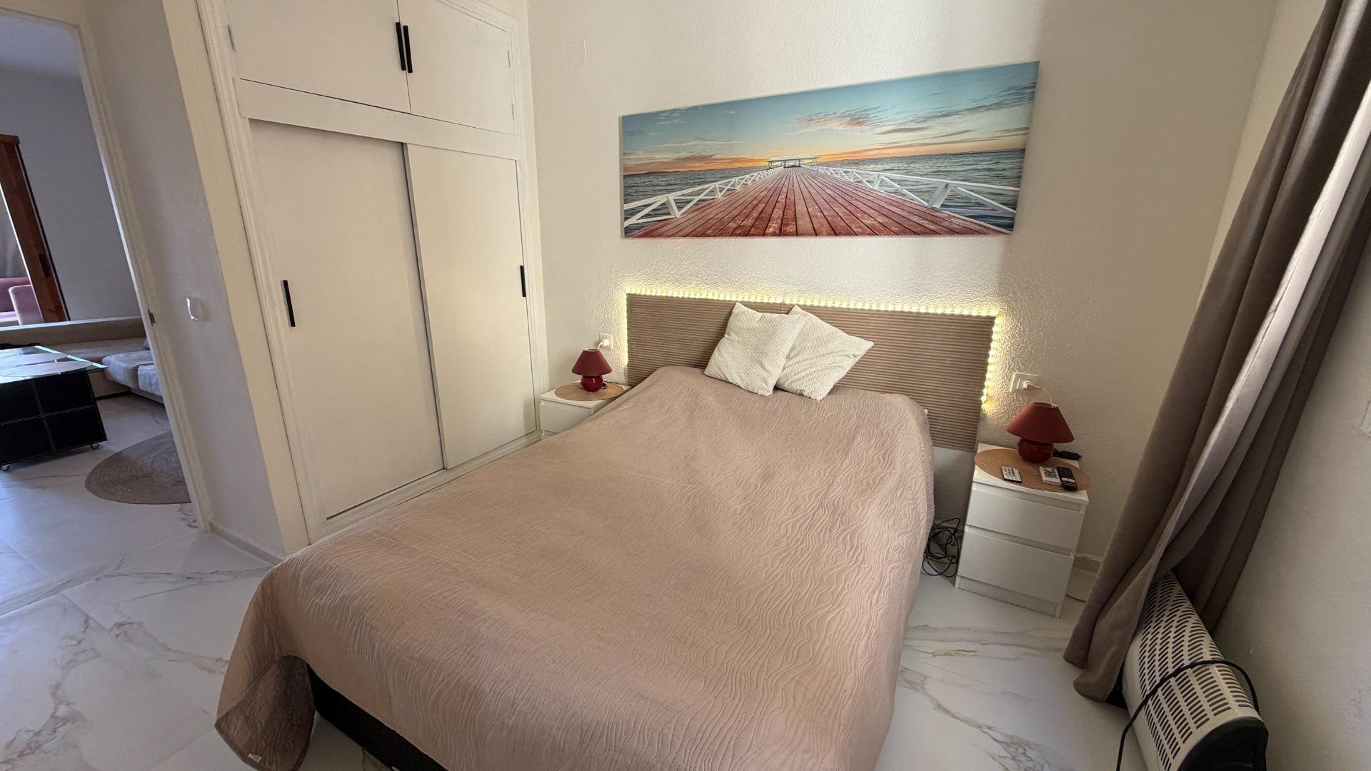 Appartamento a Torrevieja, Alicante, Spagna 44 mq. N° 182973