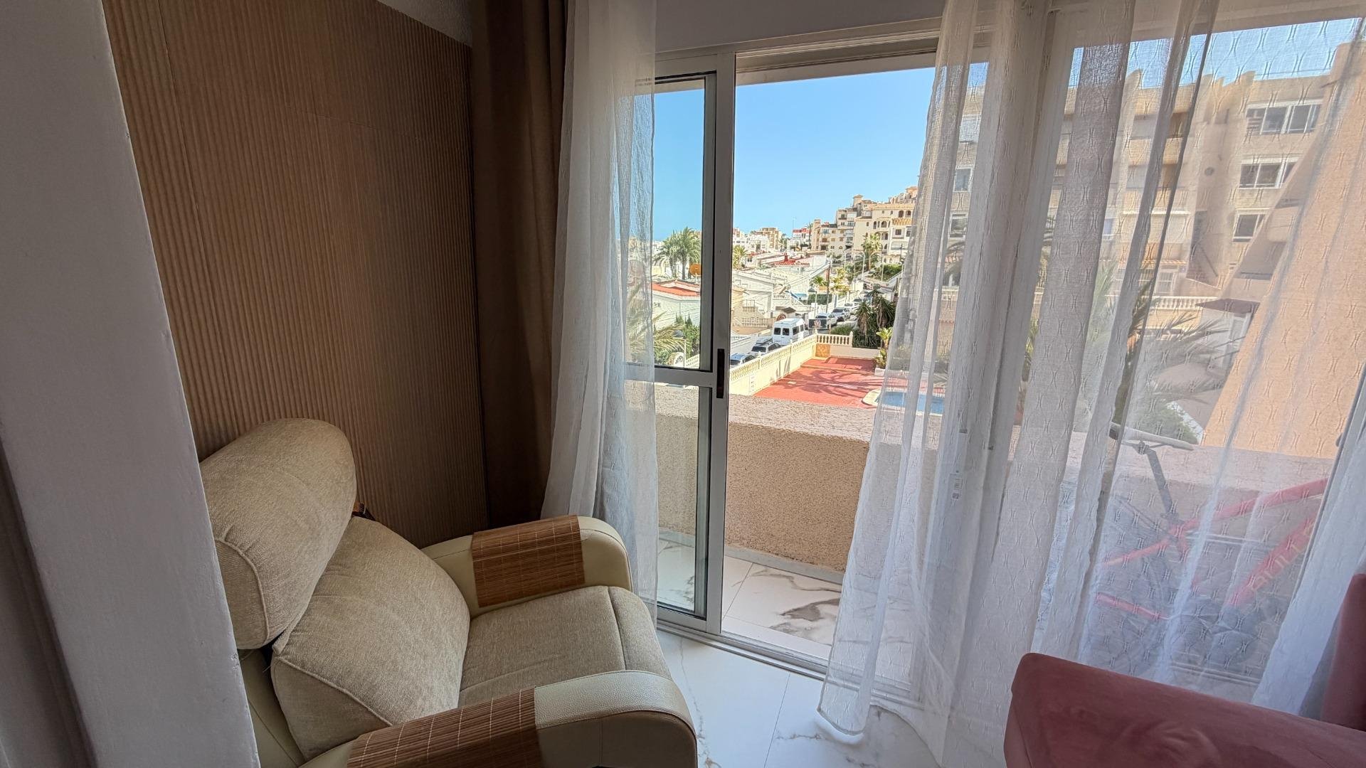 Appartamento a Torrevieja, Alicante, Spagna 44 mq. N° 182973