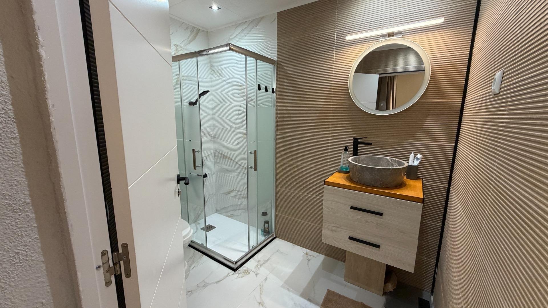 Appartamento a Torrevieja, Alicante, Spagna 44 mq. N° 182973