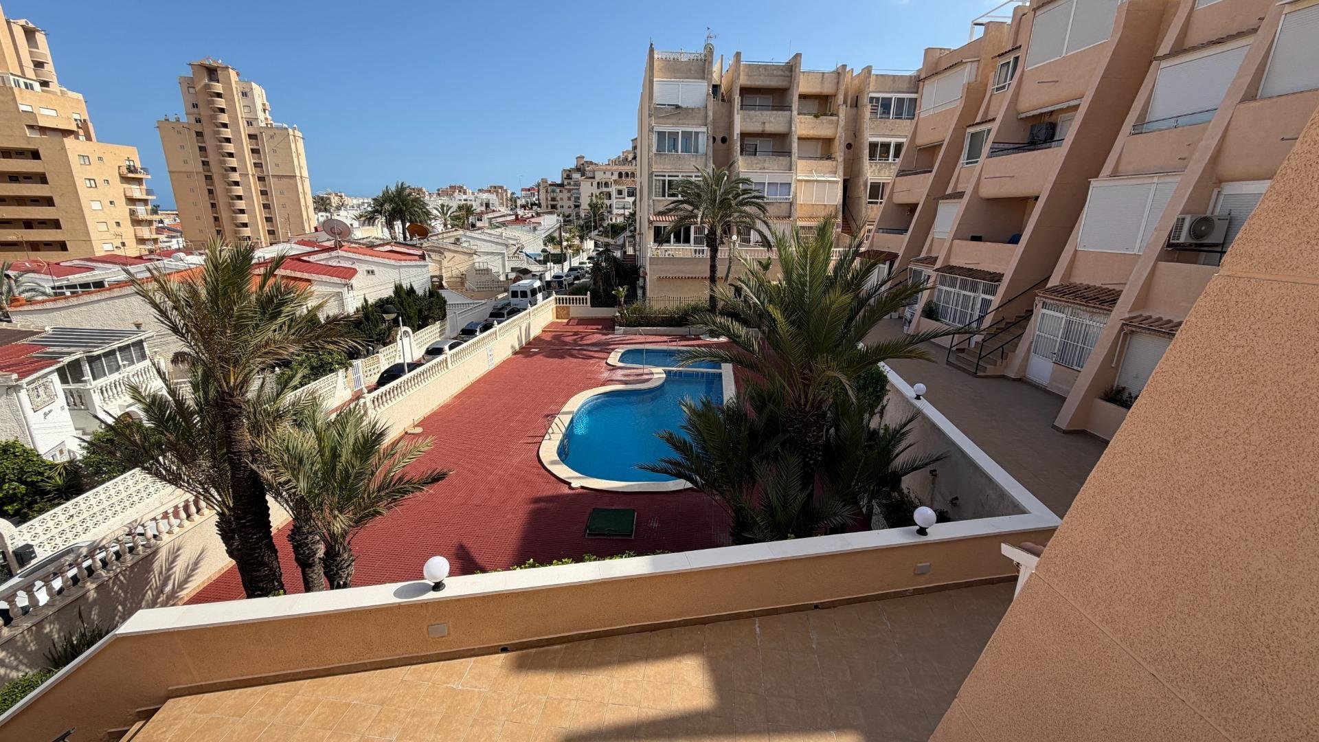 Appartamento a Torrevieja, Alicante, Spagna 44 mq. N° 182973
