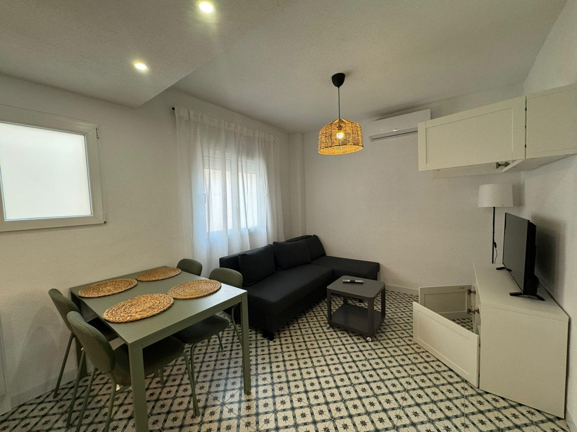 Appartamento a Torrevieja, Alicante, Spagna 42 mq. N° 182970