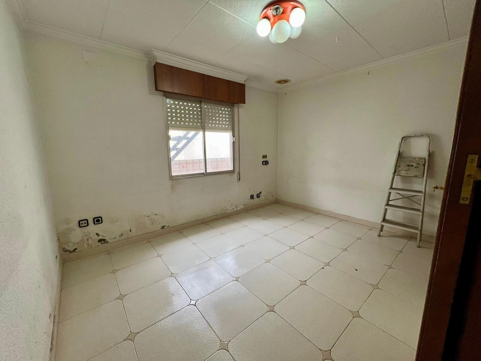 Huoneisto Torrevieja, Alicante, Espanja 4 makuuhuonetta, 112 m2 No. 182971