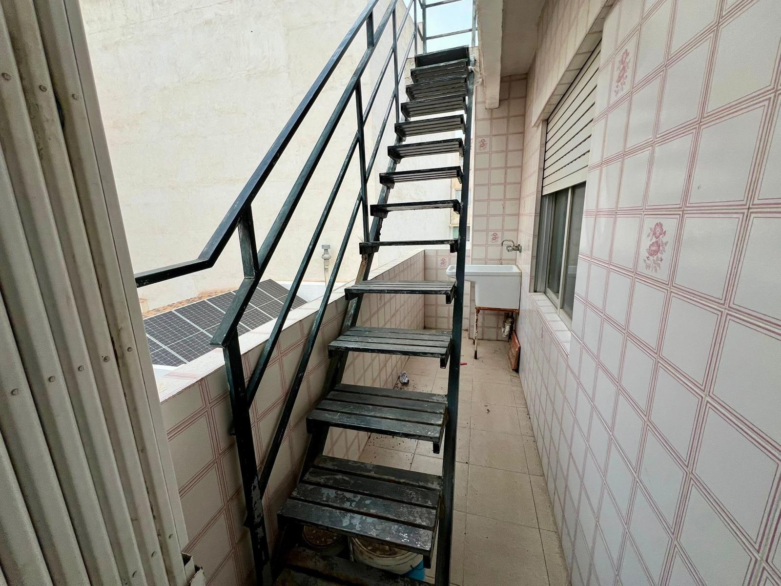 Huoneisto Torrevieja, Alicante, Espanja 4 makuuhuonetta, 112 m2 No. 182971