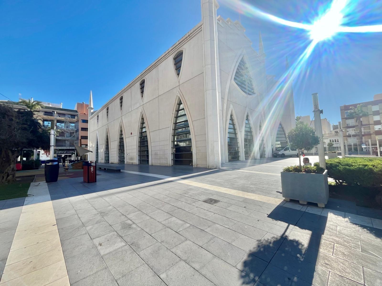 Huoneisto Torrevieja, Alicante, Espanja 4 makuuhuonetta, 112 m2 No. 182971