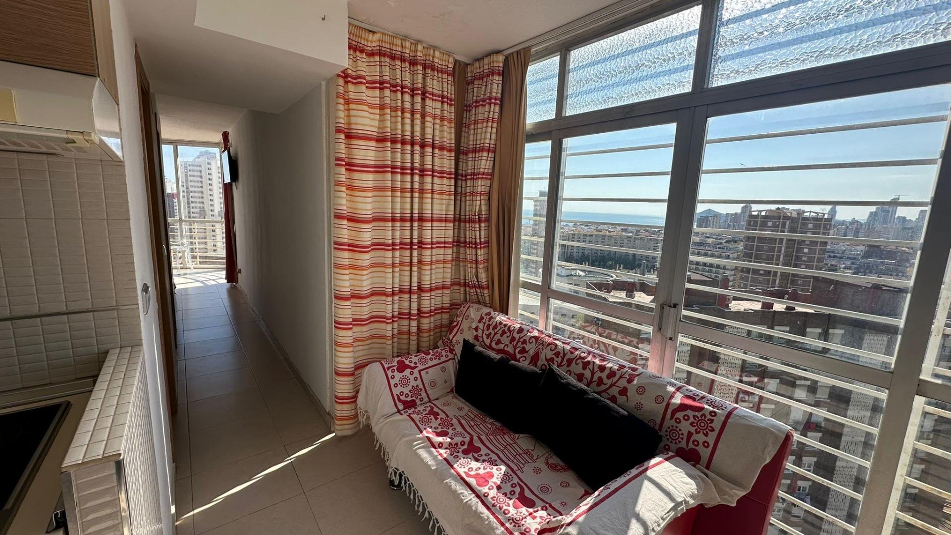 Appartamento a Benidorm, Alicante, Spagna 42 mq. N° 182969