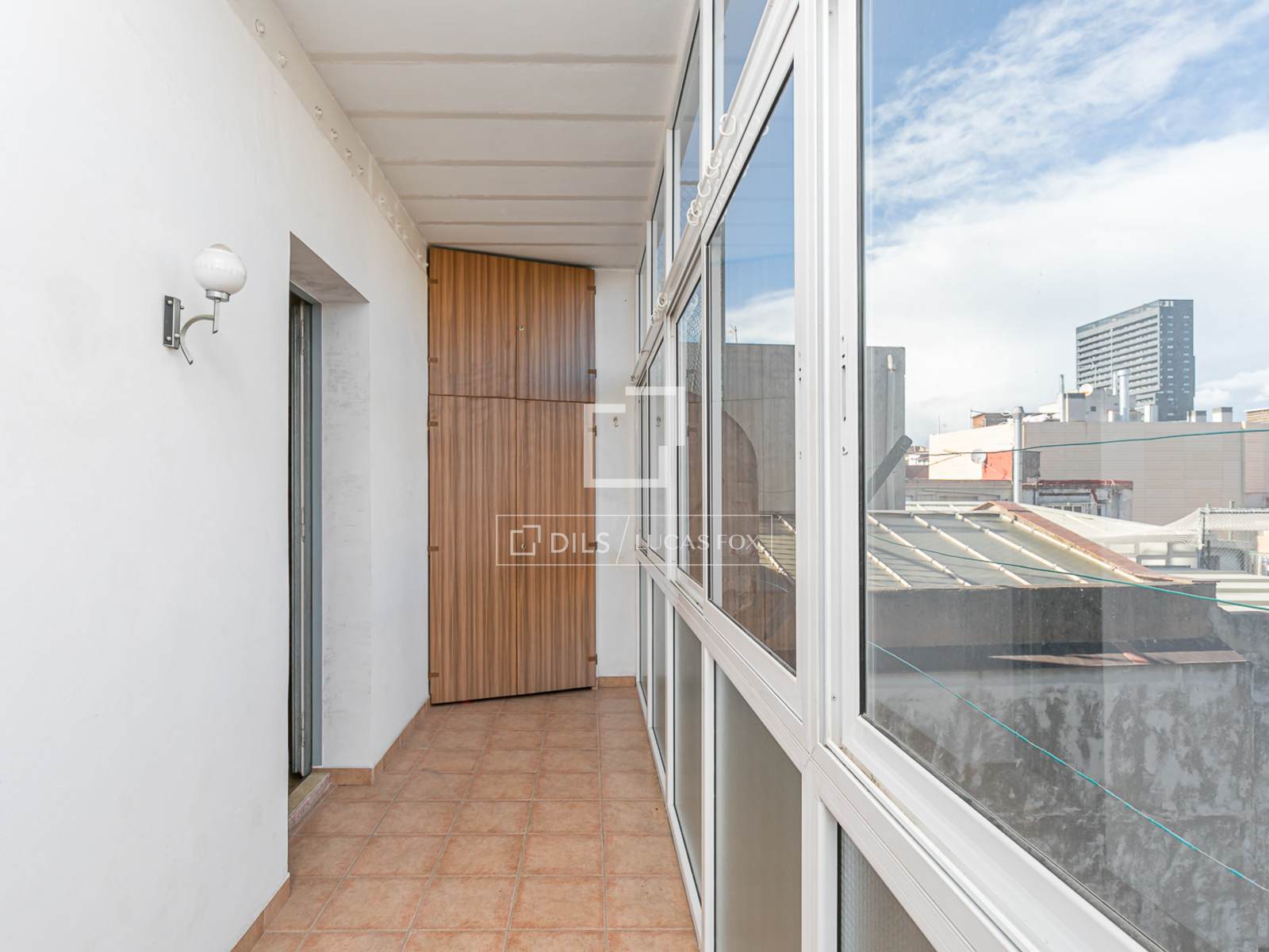 Appartamento a Barcelona, Spagna 4 camere da letto, 81 mq. N° 192678