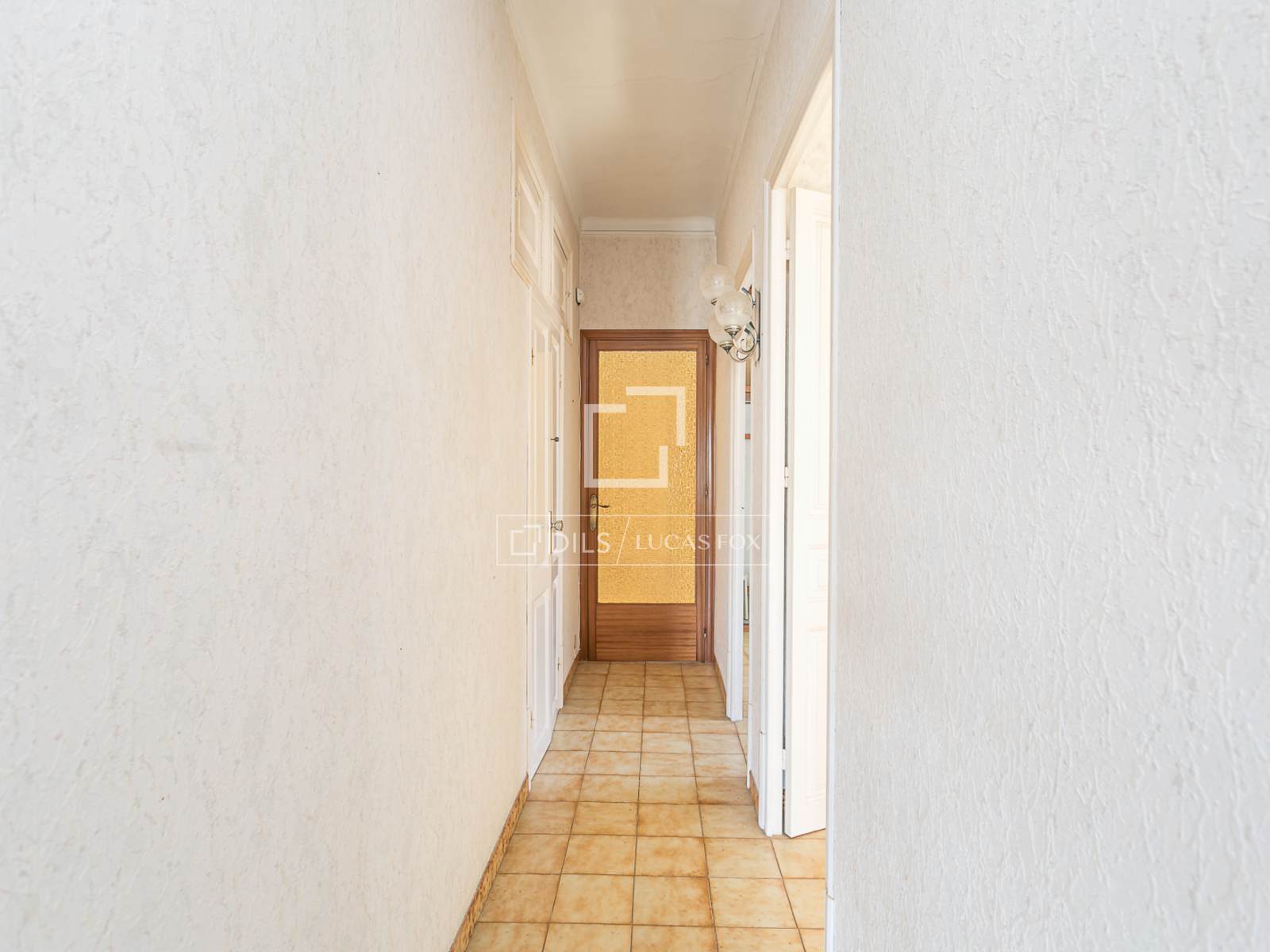 Appartamento a Barcelona, Spagna 4 camere da letto, 81 mq. N° 192678