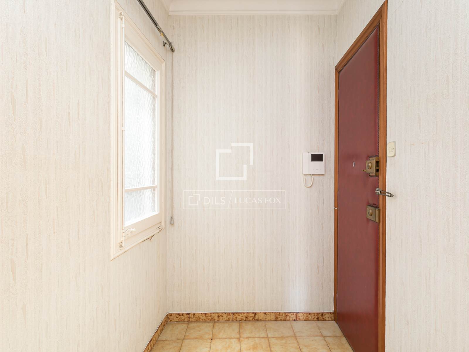 Appartamento a Barcelona, Spagna 4 camere da letto, 81 mq. N° 192678