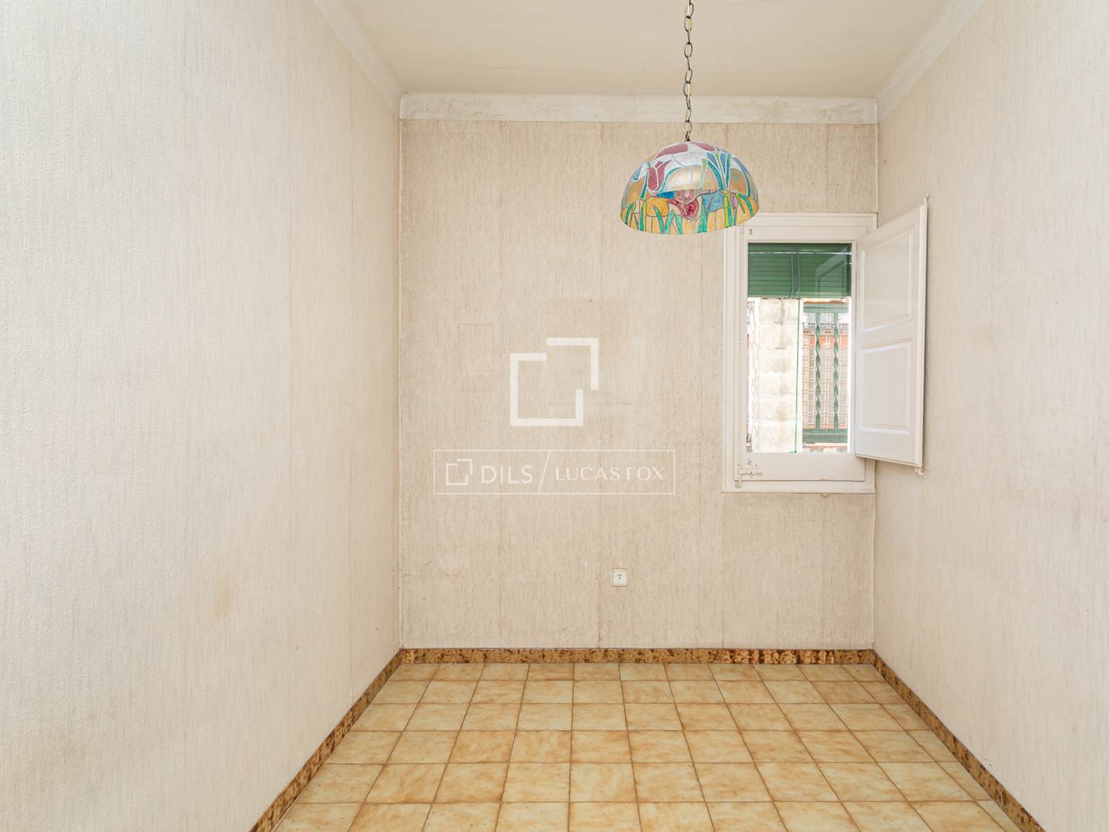Appartamento a Barcelona, Spagna 4 camere da letto, 81 mq. N° 192678