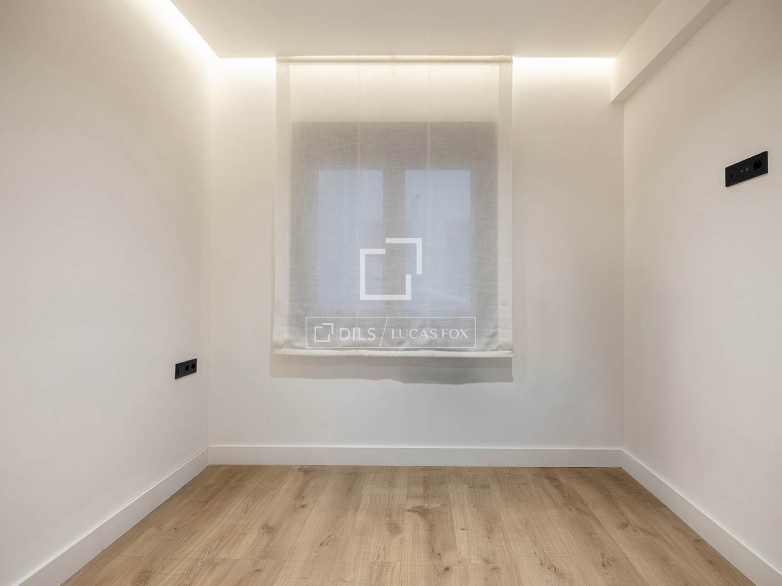 Wohnung in Barcelona, Spanien 6 Schlafzimmer, 201 m2 Nr. 192675