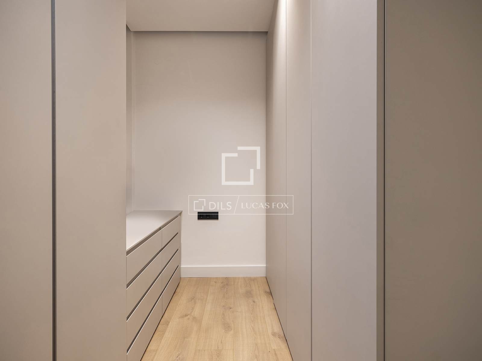 Wohnung in Barcelona, Spanien 6 Schlafzimmer, 201 m2 Nr. 192675