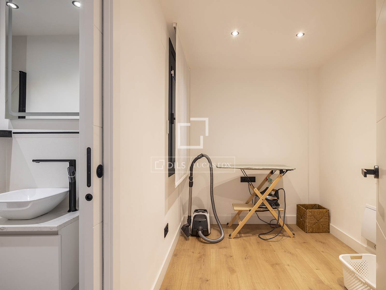 Wohnung in Barcelona, Spanien 6 Schlafzimmer, 201 m2 Nr. 192675