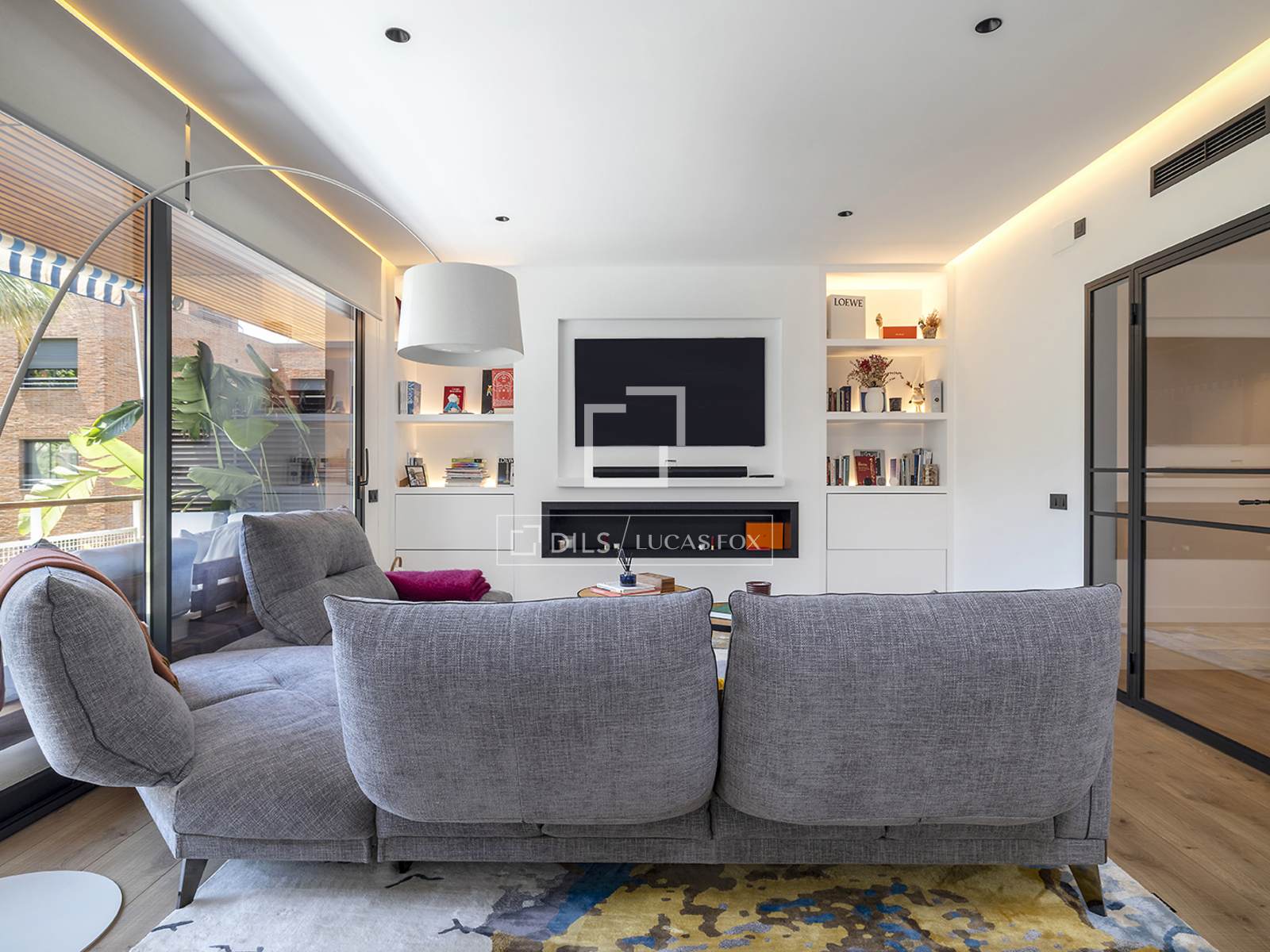 Wohnung in Barcelona, Spanien 6 Schlafzimmer, 201 m2 Nr. 192675
