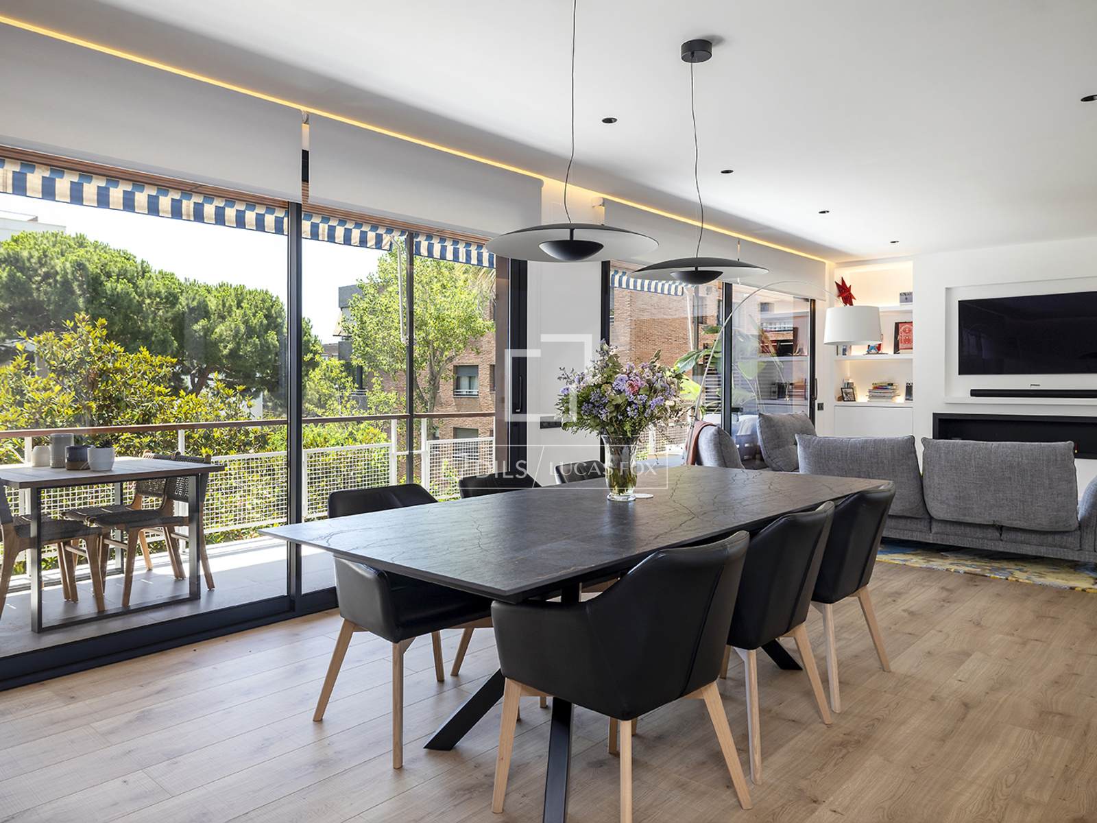 Wohnung in Barcelona, Spanien 6 Schlafzimmer, 201 m2 Nr. 192675