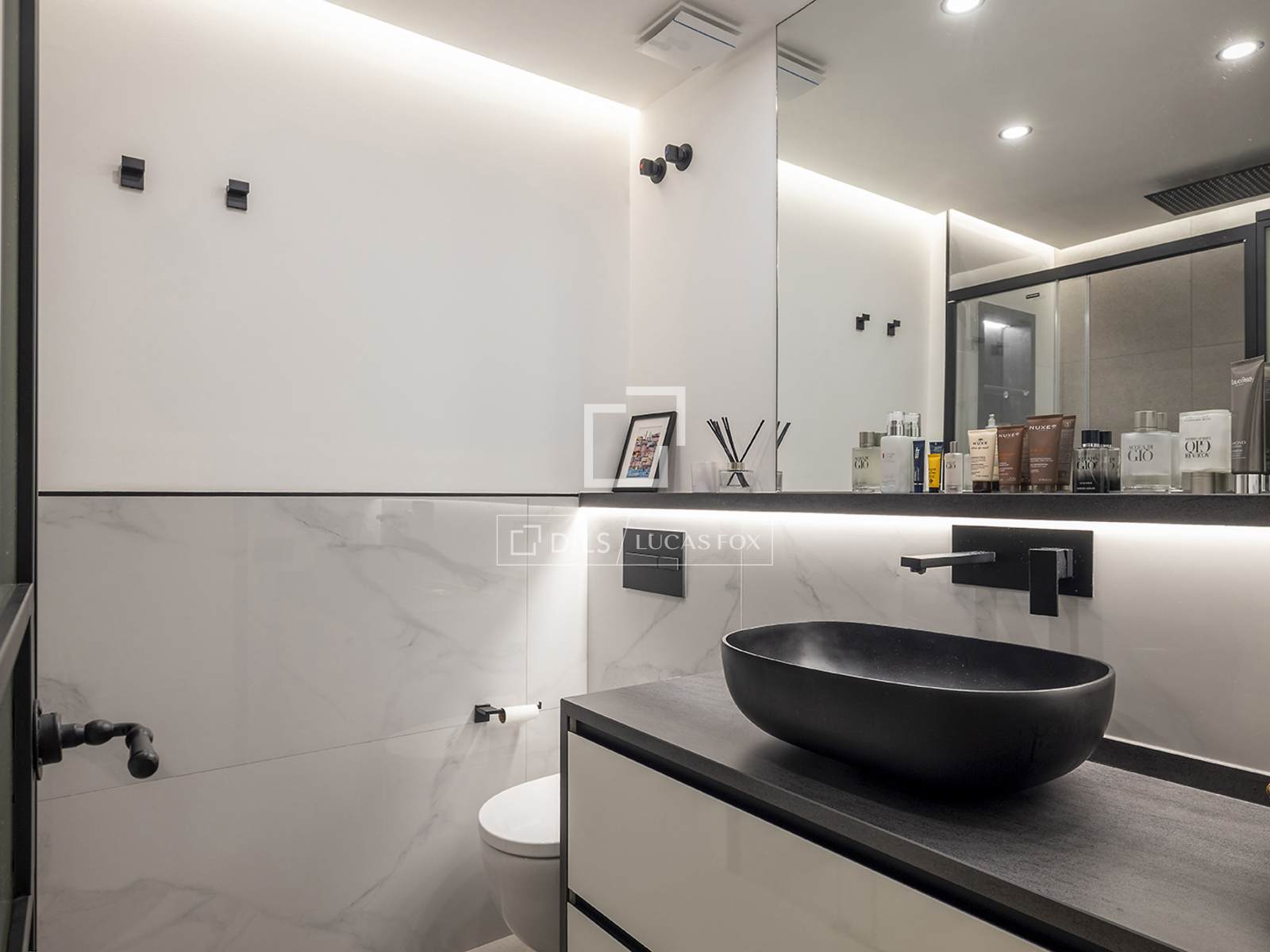 Wohnung in Barcelona, Spanien 6 Schlafzimmer, 201 m2 Nr. 192675