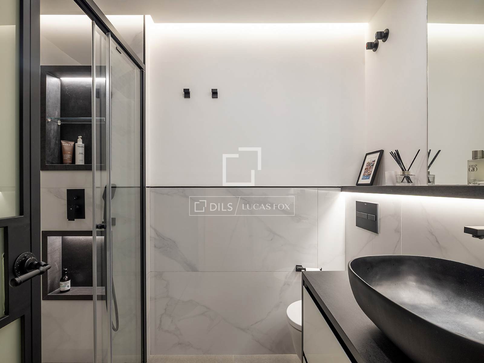 Wohnung in Barcelona, Spanien 6 Schlafzimmer, 201 m2 Nr. 192675