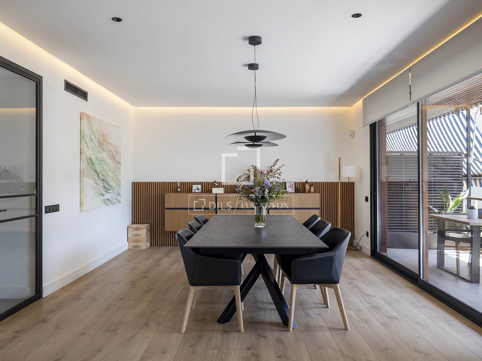 Wohnung in Barcelona, Spanien 6 Schlafzimmer, 201 m2 Nr. 192675
