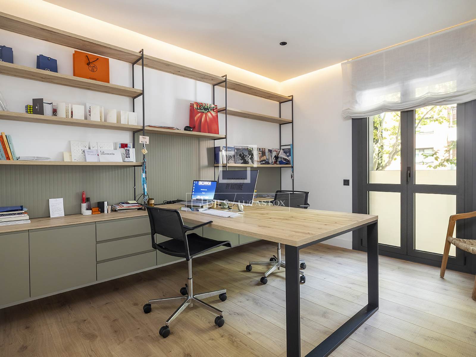 Wohnung in Barcelona, Spanien 6 Schlafzimmer, 201 m2 Nr. 192675