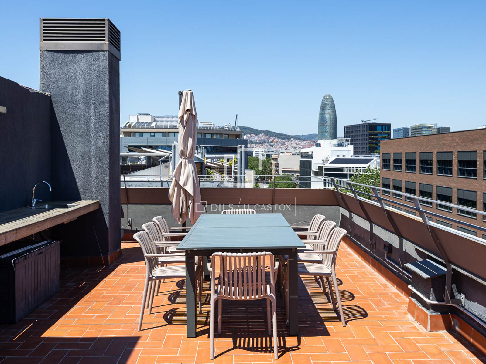 Wohnung in Barcelona, Spanien 2 Schlafzimmer, 73 m2 Nr. 192676