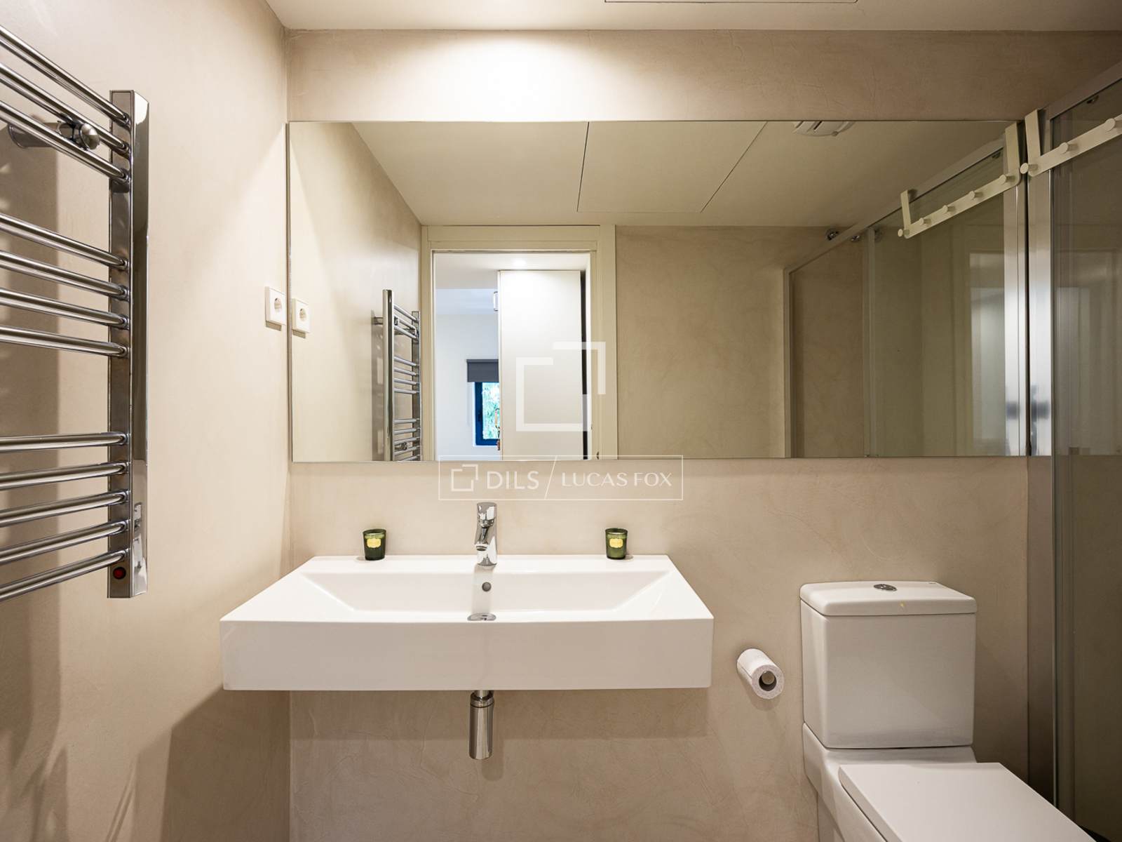 Wohnung in Barcelona, Spanien 2 Schlafzimmer, 73 m2 Nr. 192676