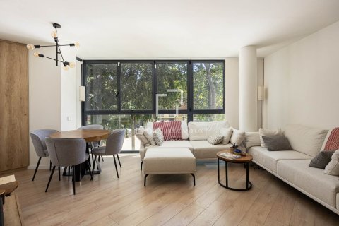 Huoneisto Barcelona, Espanja 2 makuuhuonetta, 73 m2 No. 192676