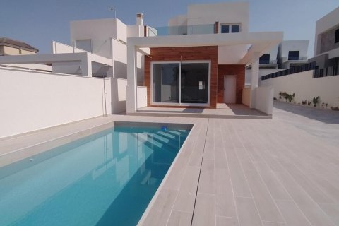 Villa Torrevieja, Alicante, Spānijā 3 istabas,  Nr. 139782