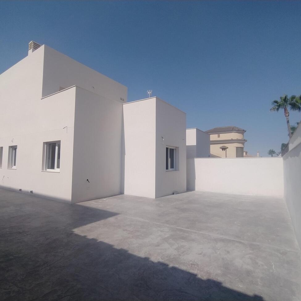 Villa en Torrevieja, Alicante, España 3 dormitorios,  No. 139782
