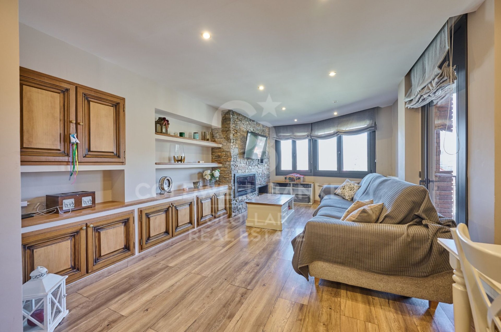 Dzīvoklis Girona, Spānijā 5 istabas, 180 m2 Nr. 179168