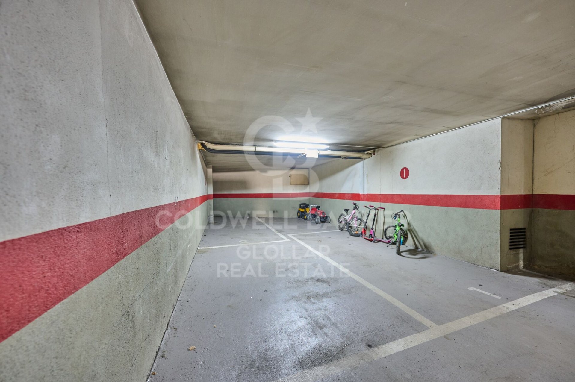 Dzīvoklis Girona, Spānijā 5 istabas, 180 m2 Nr. 179168
