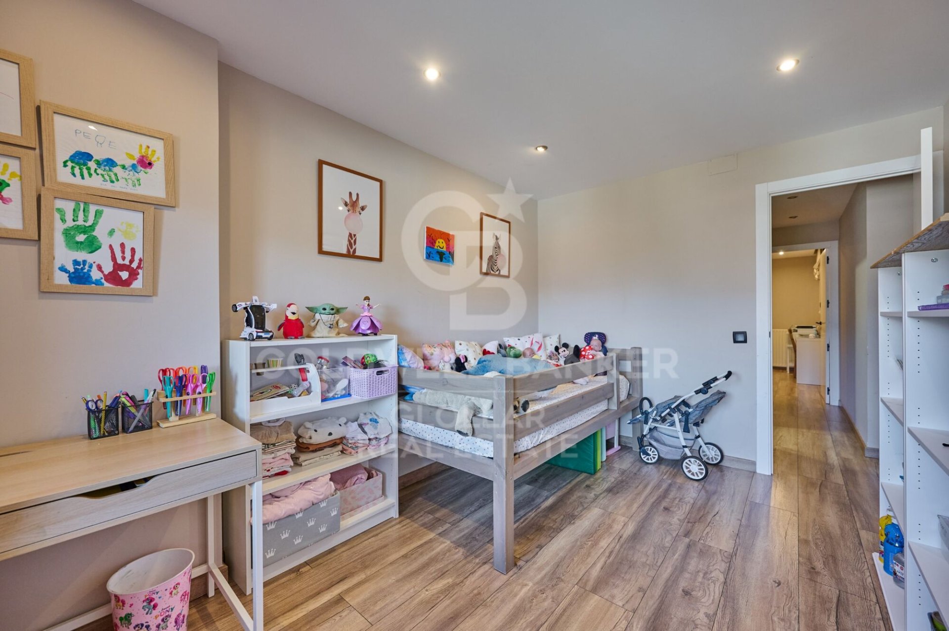 Dzīvoklis Girona, Spānijā 5 istabas, 180 m2 Nr. 179168
