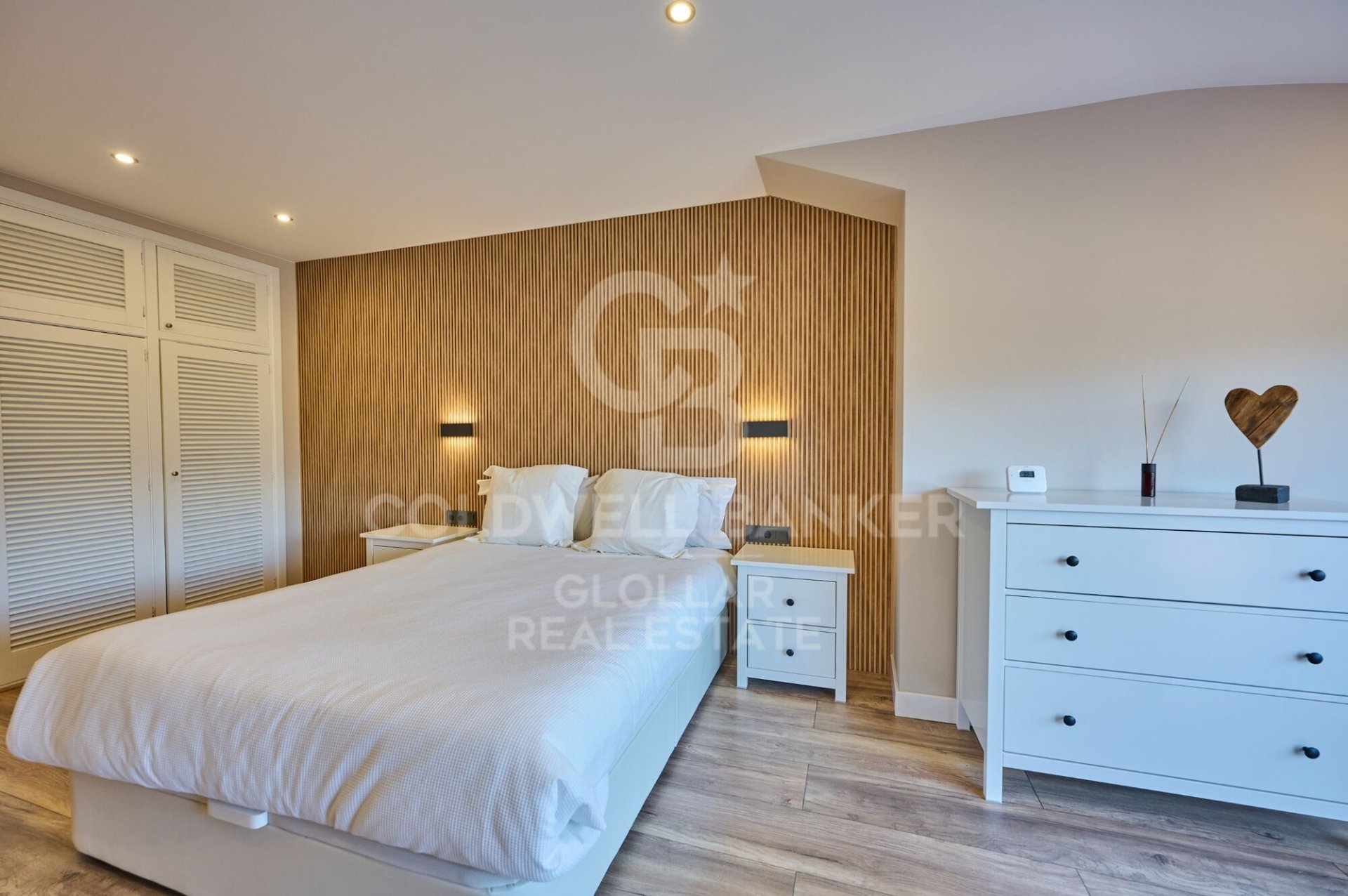 Dzīvoklis Girona, Spānijā 5 istabas, 180 m2 Nr. 179168
