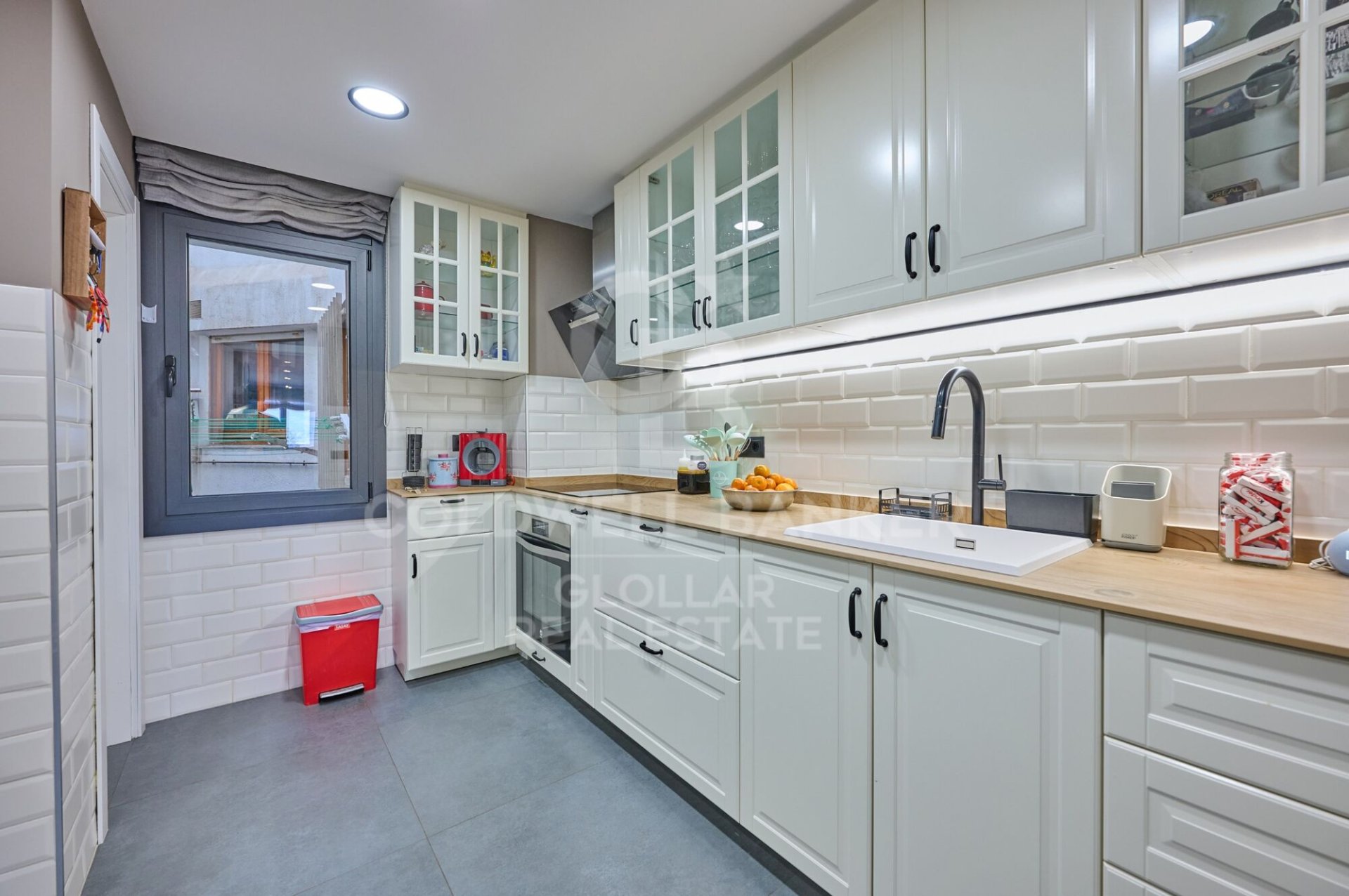 Dzīvoklis Girona, Spānijā 5 istabas, 180 m2 Nr. 179168