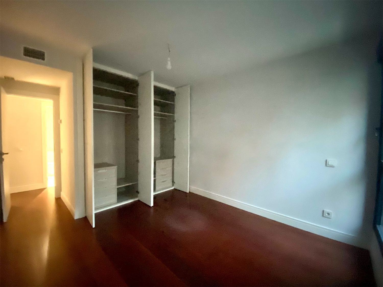 Apartamento en Madrid, España 4 dormitorios, 220 m2 No. 143142