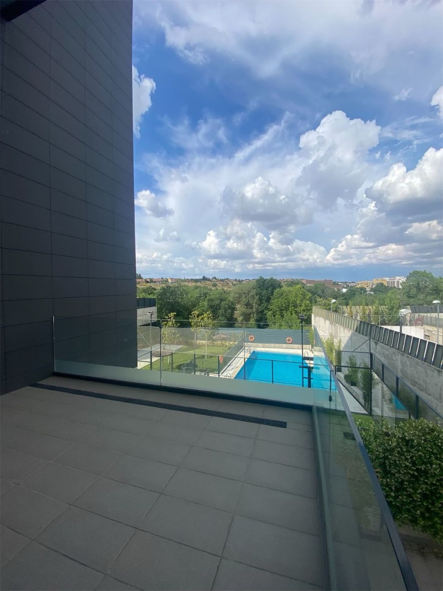 Apartamento en Madrid, España 4 dormitorios, 220 m2 No. 143142
