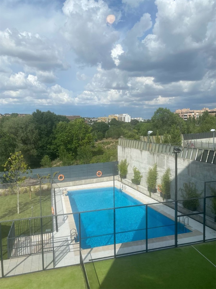 Apartamento en Madrid, España 4 dormitorios, 220 m2 No. 143142
