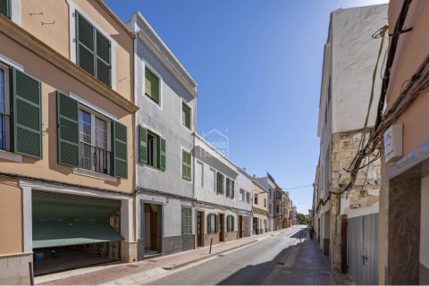 Lägenhet i Ciutadella De Menorca, Menorca, Spanien 4 sovrum, 123 kvm. Nr. 168387