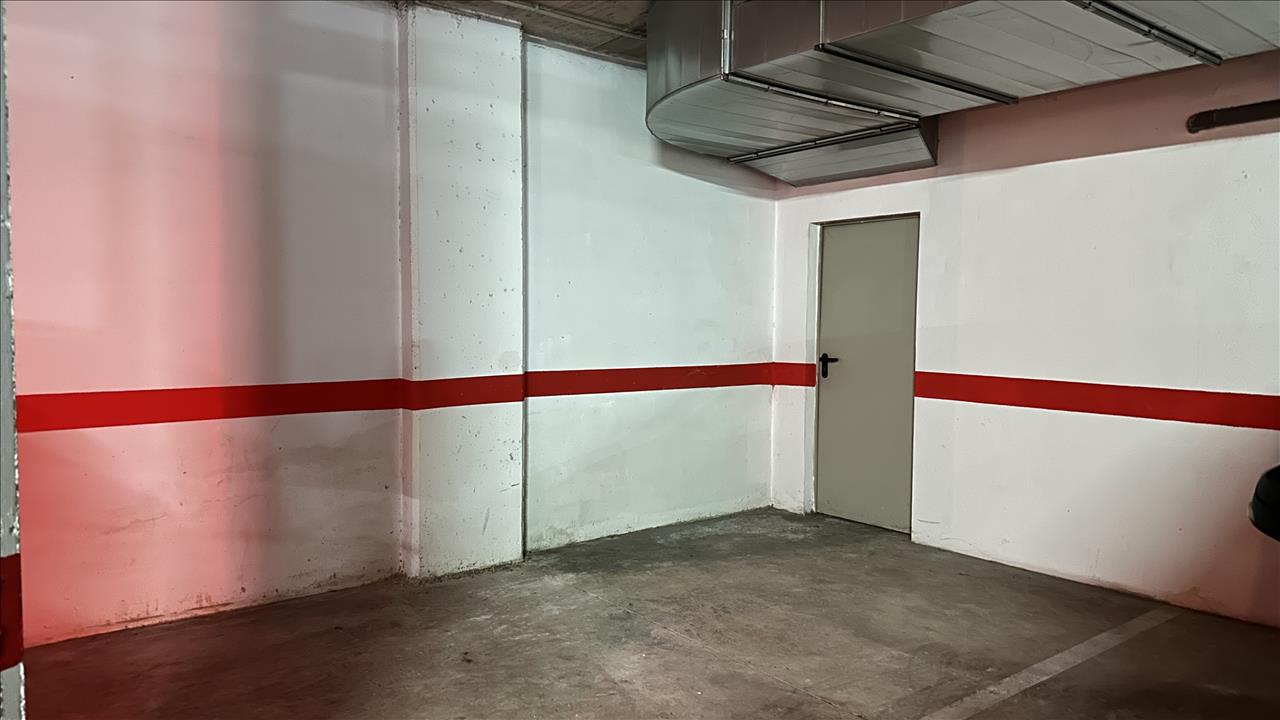 Garage in Sant Joan Despi, Barcelona, Spanien 16 m2 Nr. 191552