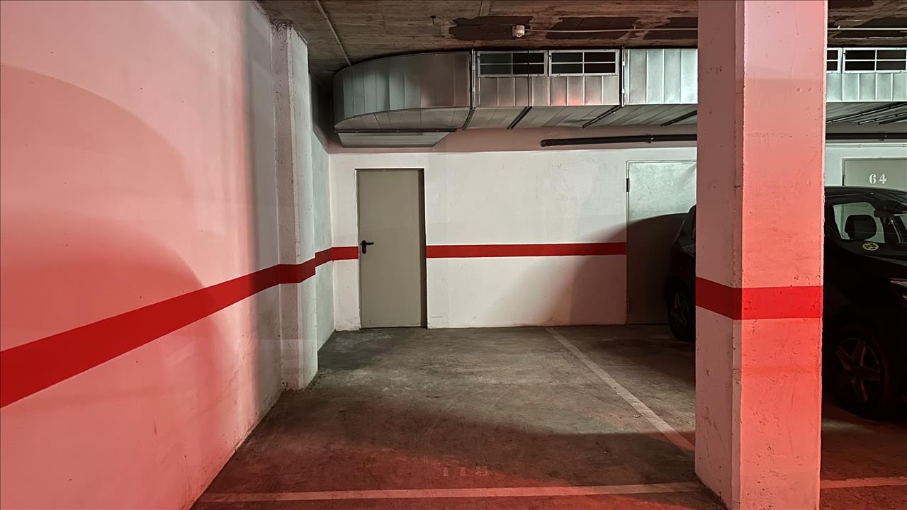 Garage in Sant Joan Despi, Barcelona, Spanien 16 m2 Nr. 191552