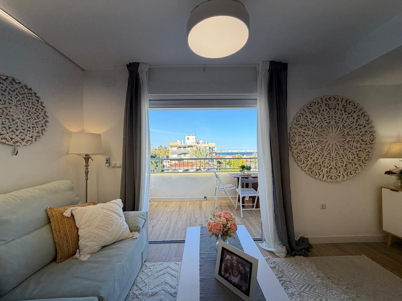 Dzīvoklis Torrevieja, Alicante, Spānijā 3 istabas, 92 m2 Nr. 148674